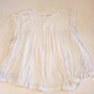 Cal sleeve flowy knit top